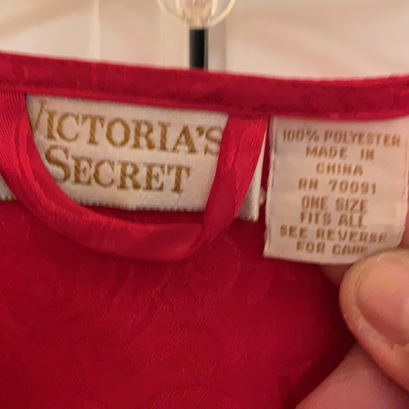 Vintage Victoria’s Secret Robe - Picture 2 of 9
